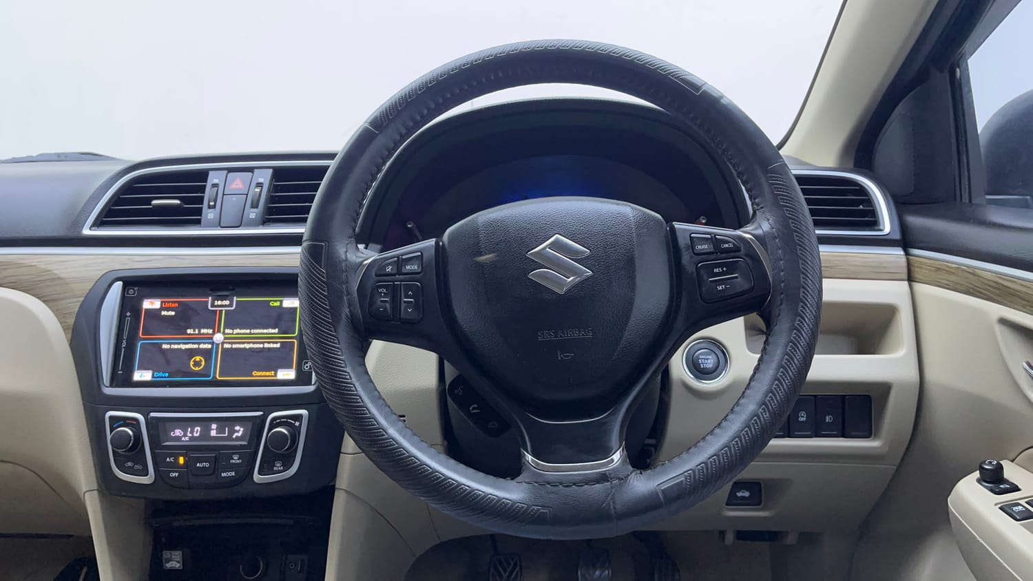Used 2021 Maruti Suzuki Ciaz Alpha Hybrid 1.5 Petrol Manual interior STEERING VIEW