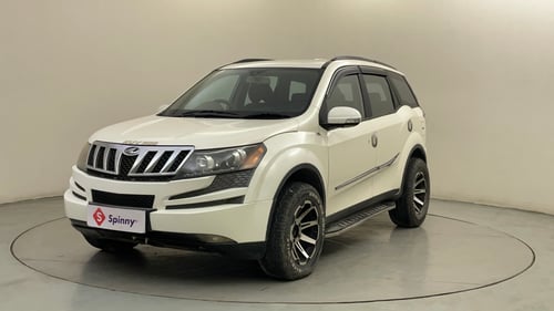 Used 2015 Mahindra XUV500 W6 Diesel Manual exterior LEFT FRONT CORNER VIEW