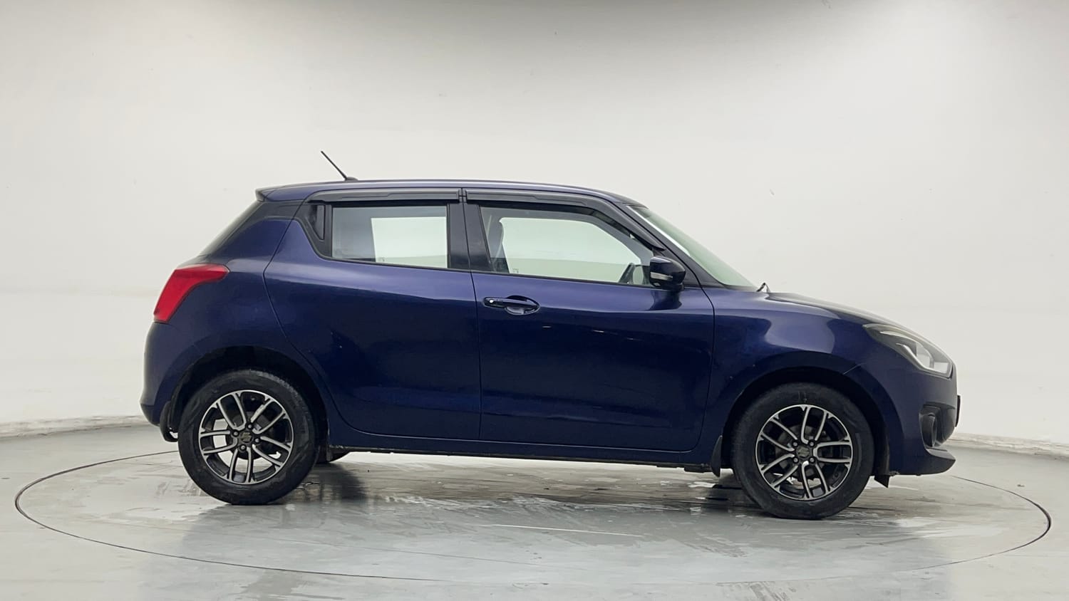 Used 2019 Maruti Suzuki Swift ZXi Plus AMT Petrol Automatic exterior RIGHT SIDE VIEW