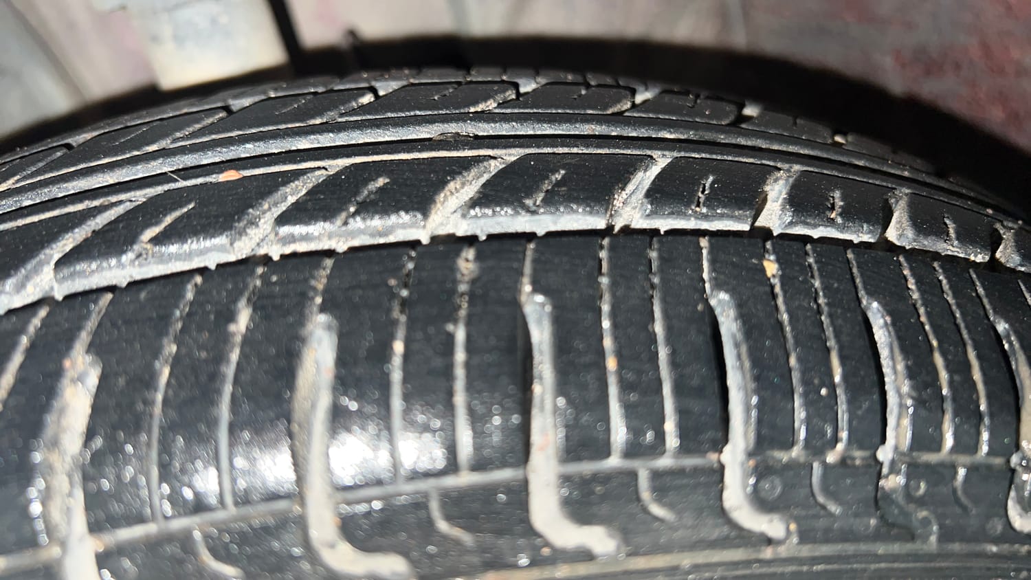 Used 2019 Datsun Redi-GO T (O) Petrol Manual tyres LEFT FRONT TYRE TREAD VIEW