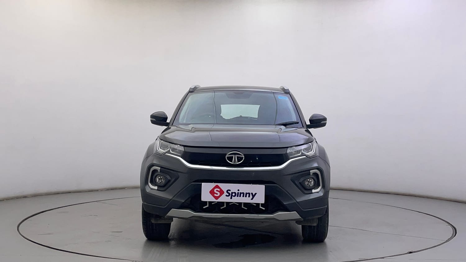 Used 2020 Tata Nexon XZ Plus Petrol Manual exterior FRONT VIEW
