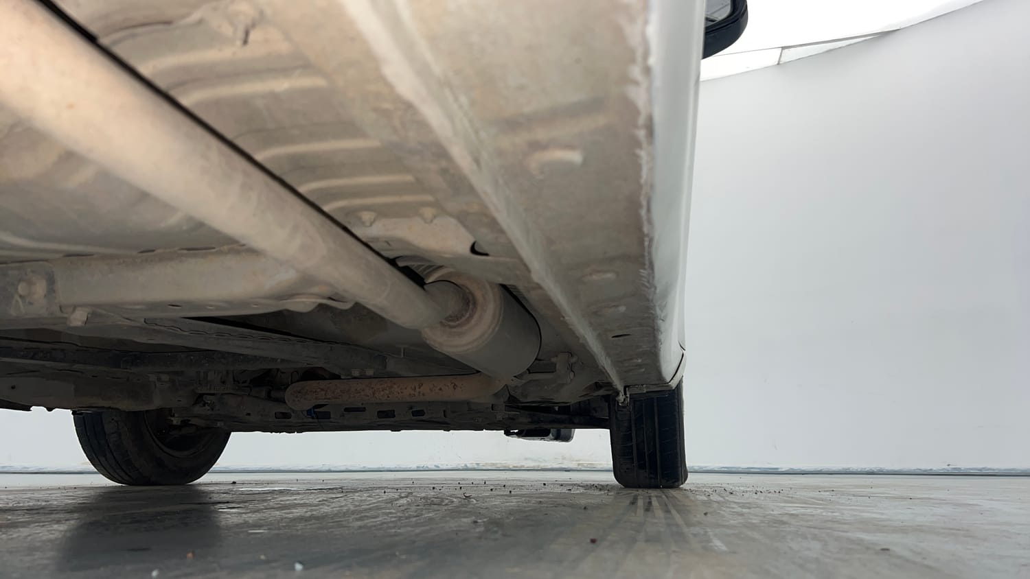 Used 2014 Honda City S Petrol Manual extra REAR RIGHT UNDERBODY VIEW