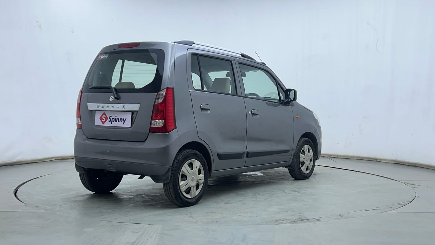 Used 2017 Maruti Suzuki Wagon R 1.0 VXI AMT Petrol Automatic exterior RIGHT REAR CORNER VIEW