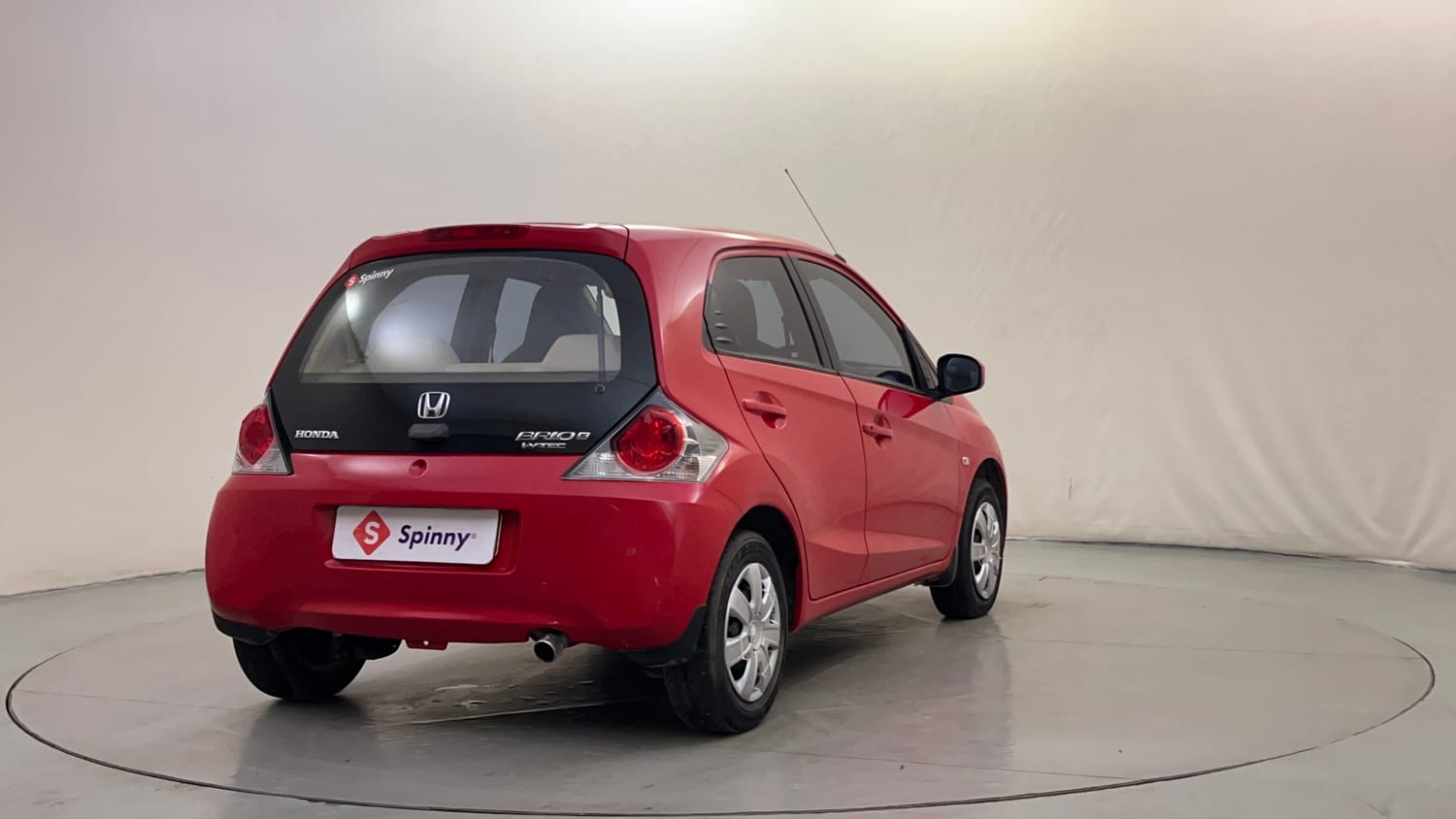 Used 2013 Honda Brio S MT Petrol Manual exterior RIGHT REAR CORNER VIEW