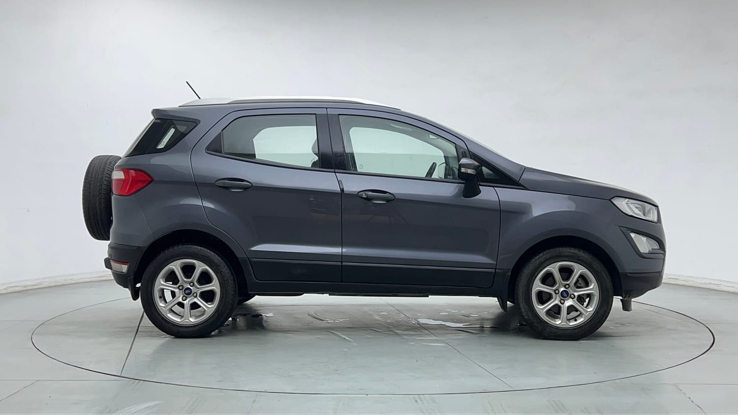Used 2019 Ford EcoSport Titanium + 1.5L Ti-VCT AT Petrol Automatic exterior RIGHT SIDE VIEW