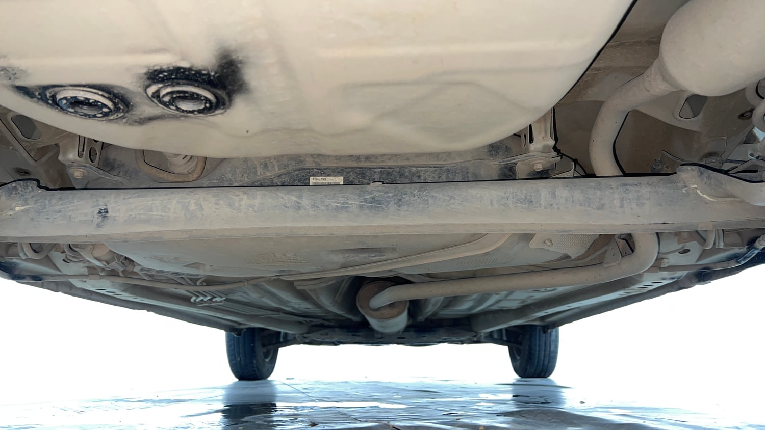Used 2021 Maruti Suzuki Wagon R LXi 1.0 CNG Cng Manual extra REAR UNDERBODY VIEW (TAKEN FROM REAR)