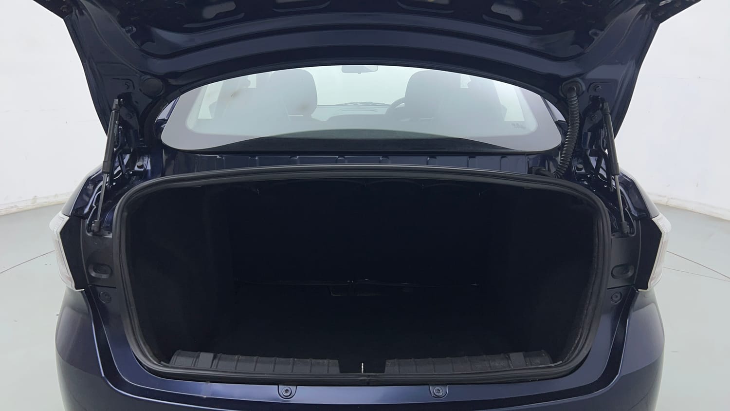 Used 2020 Tata Tigor XM Petrol Manual interior DICKY INSIDE VIEW