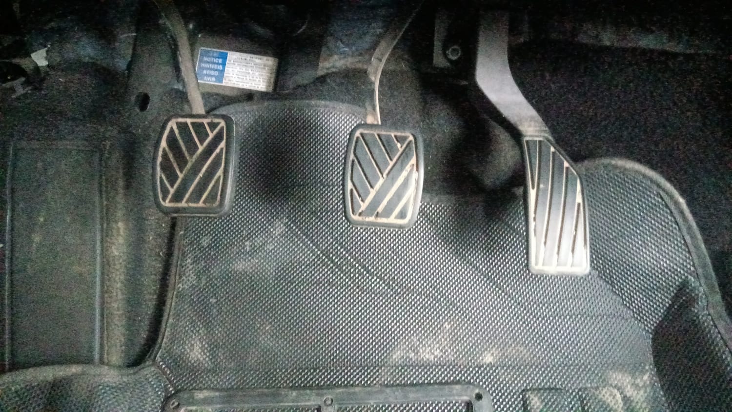 Used 2020 maruti-suzuki Vitara Brezza ZXi Plus Petrol Manual interior PEDALS VIEW