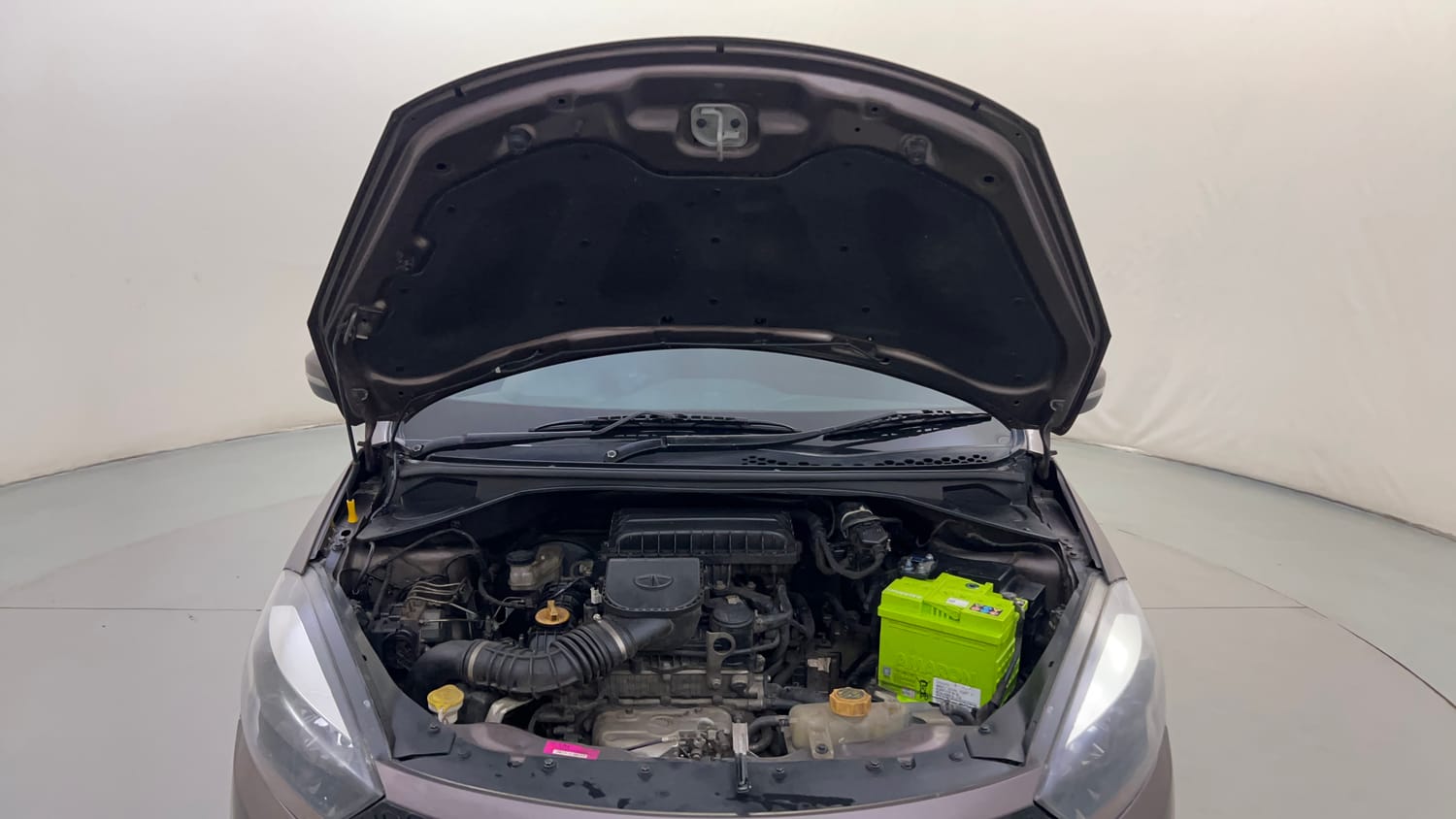 Used 2018 Tata Tigor Revotron XZA Petrol Automatic engine ENGINE & BONNET OPEN FRONT VIEW