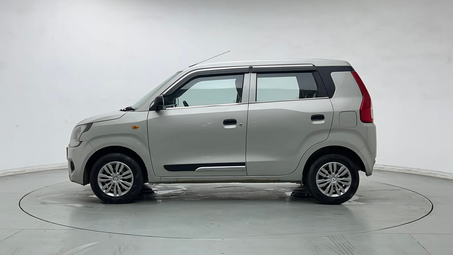 Used 2021 Maruti Suzuki Wagon R LXi 1.0 CNG Cng Manual exterior LEFT SIDE VIEW