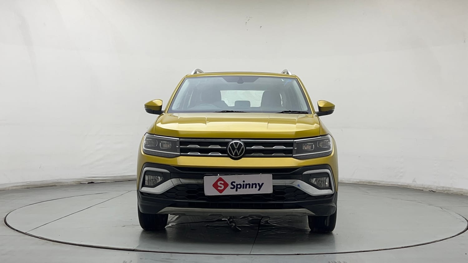 Used 2022 Volkswagen Taigun Topline 1.0 TSI AT Petrol Automatic exterior FRONT VIEW