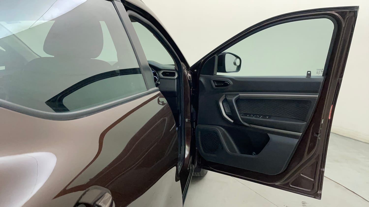 Used 2021 Renault Kiger RXZ Turbo CVT Petrol Automatic interior RIGHT FRONT DOOR OPEN VIEW