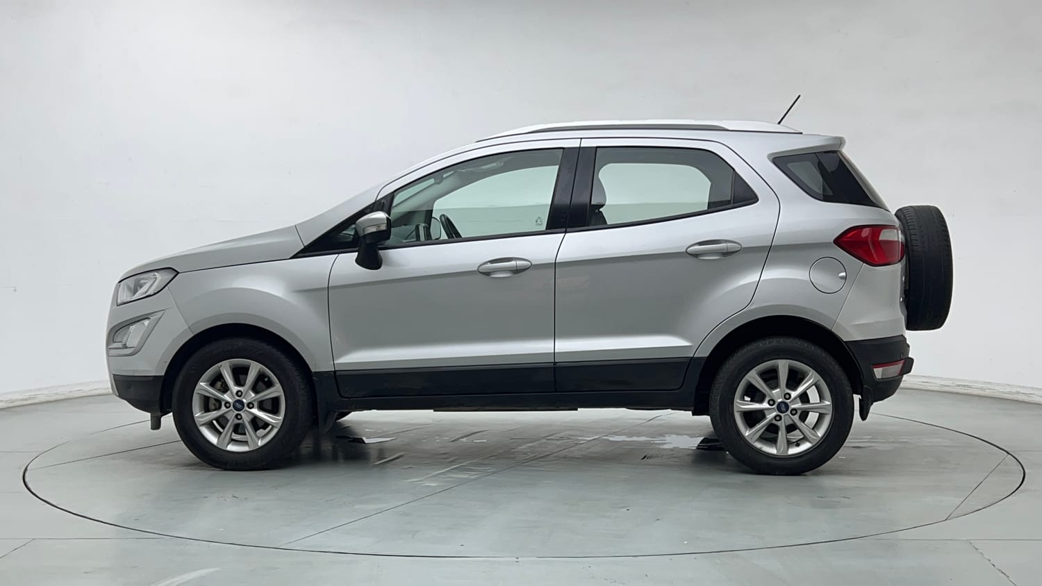 Used 2019 Ford EcoSport Titanium 1.5L TDCi Diesel Manual exterior LEFT SIDE VIEW