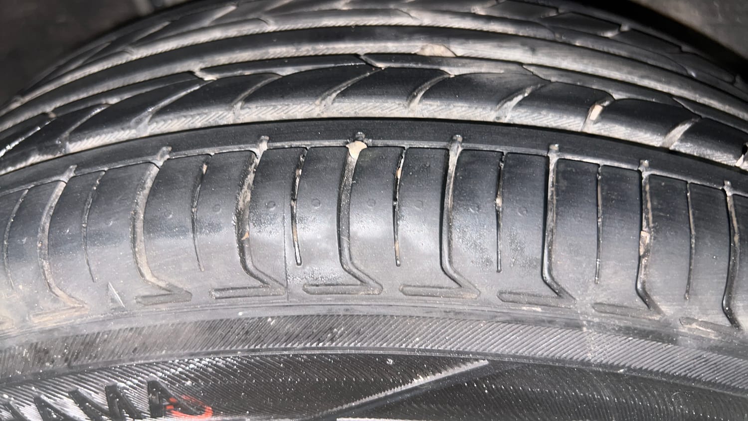 Used 2015 Honda Jazz V Petrol Petrol Manual tyres RIGHT REAR TYRE TREAD VIEW