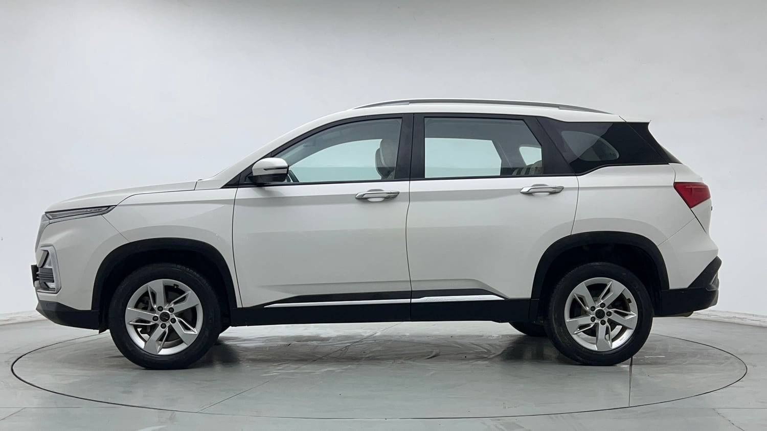 Used 2021 MG Motors Hector Super 1.5 Petrol Turbo MT Petrol Manual exterior LEFT SIDE VIEW