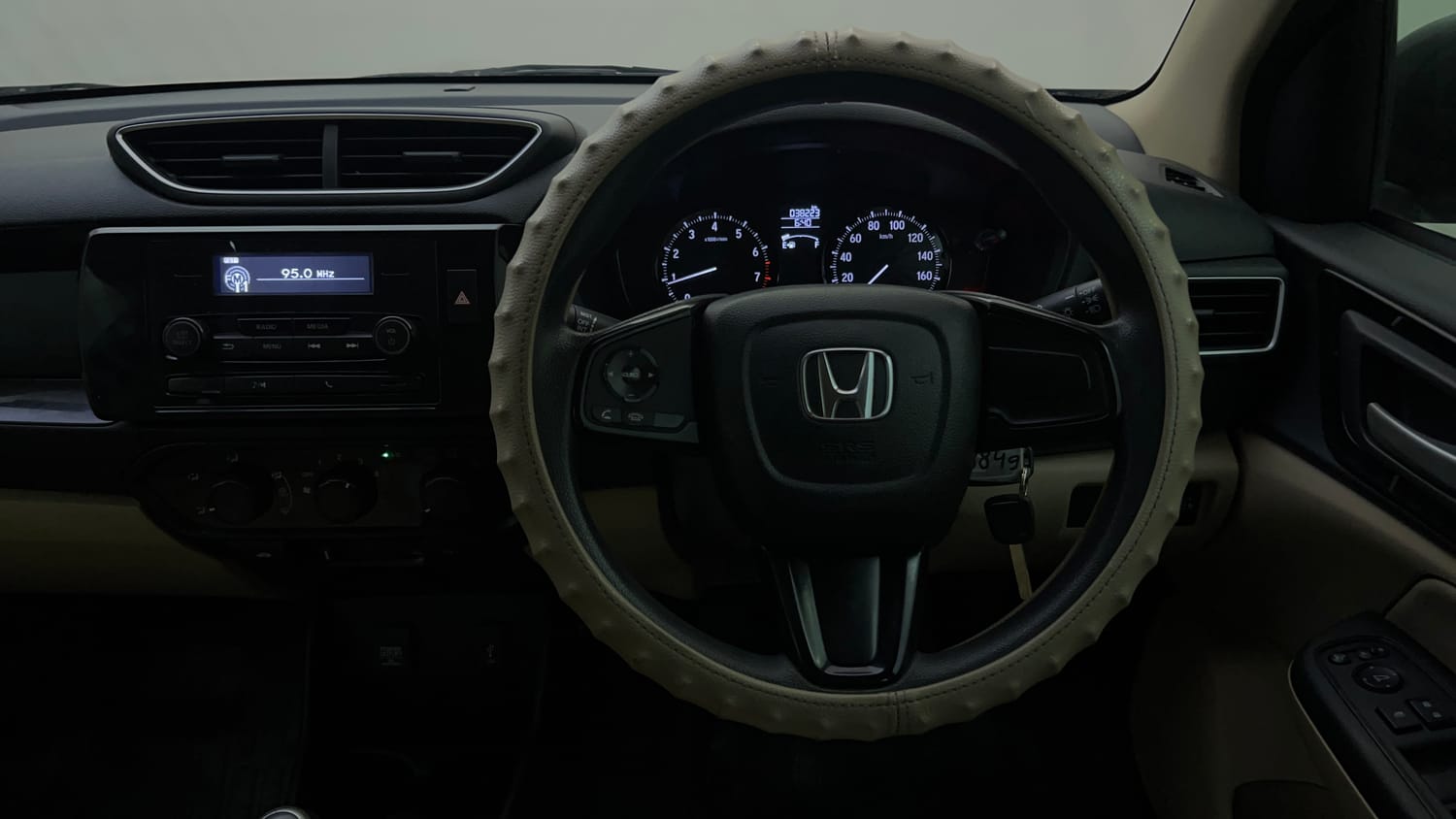 Used 2020 Honda Amaze 1.2 S MT Petrol Petrol Manual top_features Steering mounted controls