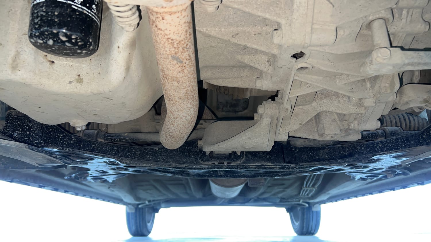 Used 2021 Maruti Suzuki Ignis Zeta 1.2 MT Petrol Manual extra FRONT LEFT UNDERBODY VIEW