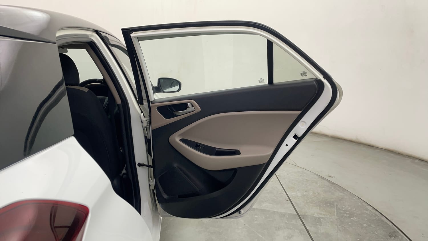 Used 2019 Hyundai Elite i20 Asta 1.2 (O) Petrol Manual interior RIGHT REAR DOOR OPEN VIEW