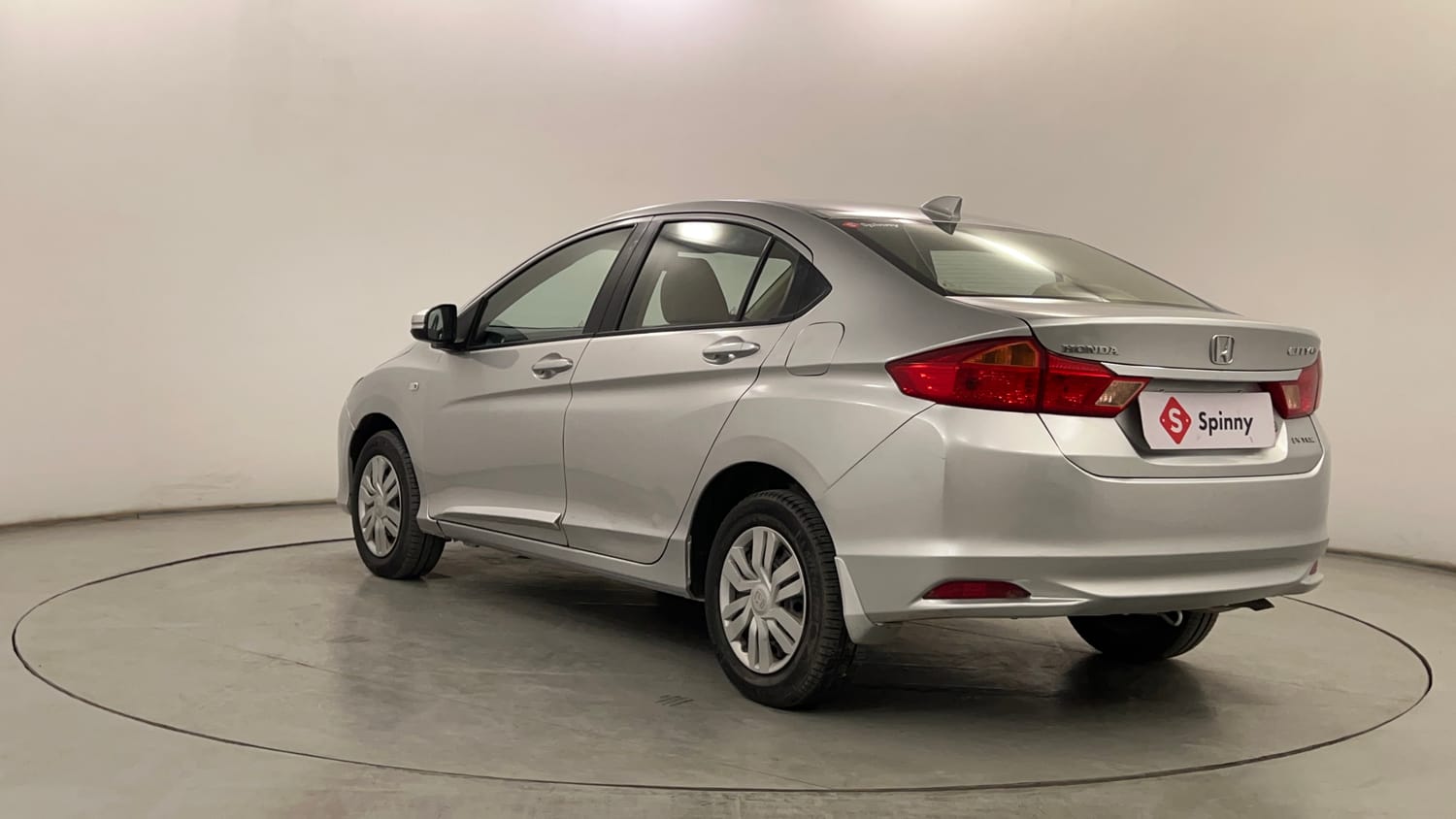 Used 2016 Honda City SV CVT Petrol Automatic exterior LEFT REAR CORNER VIEW