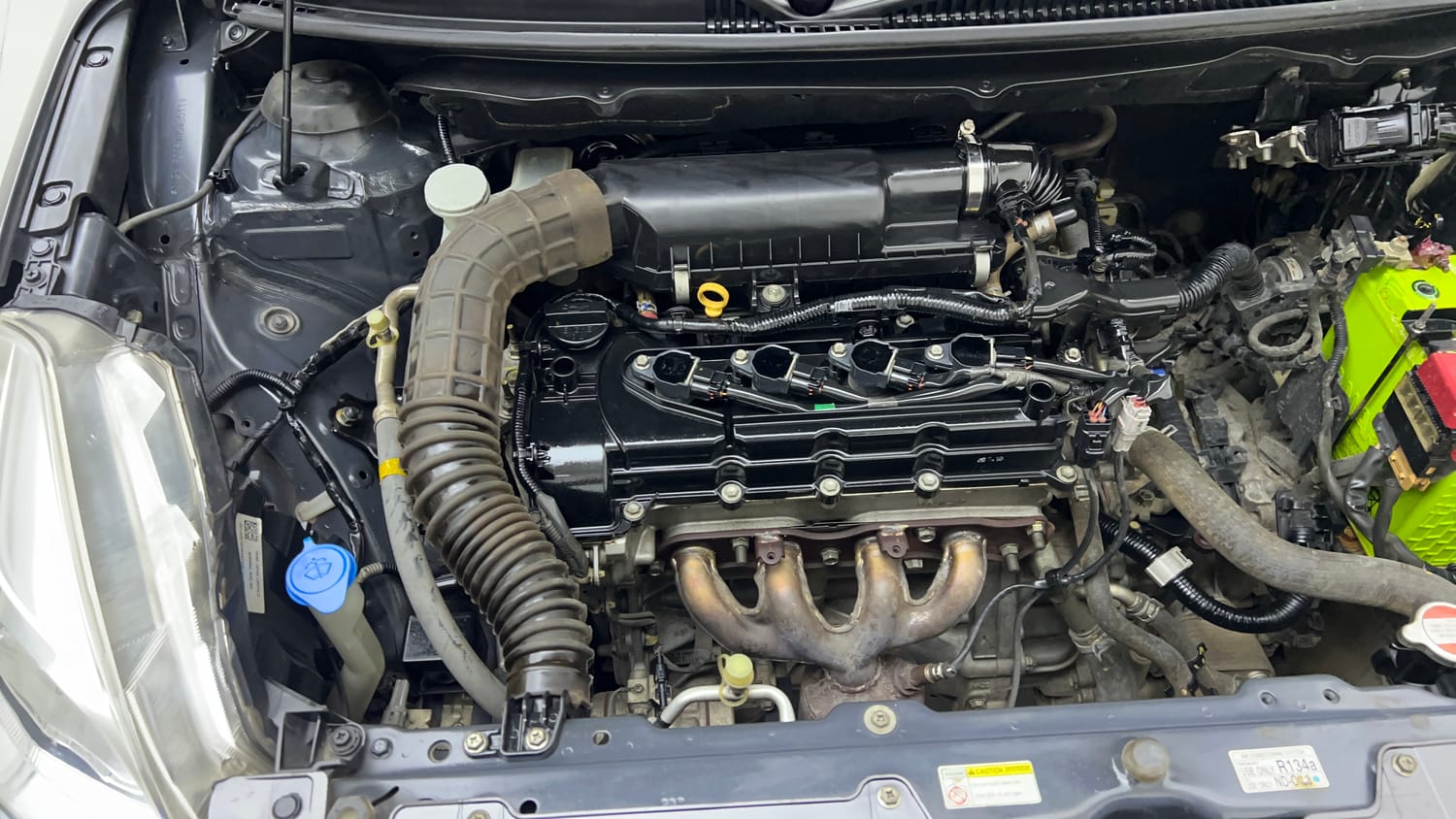 Used 2018 Maruti Suzuki Baleno Zeta 1.2 AT Petrol Automatic engine ENGINE RIGHT SIDE VIEW