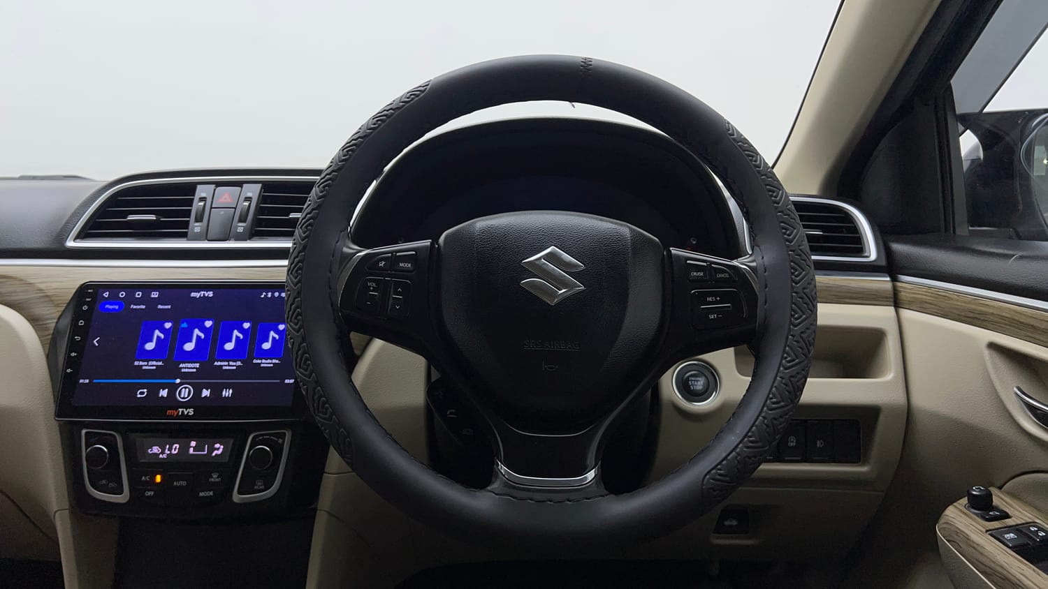 Used 2018 Maruti Suzuki Ciaz Alpha Hybrid 1.5 Petrol Manual interior STEERING VIEW