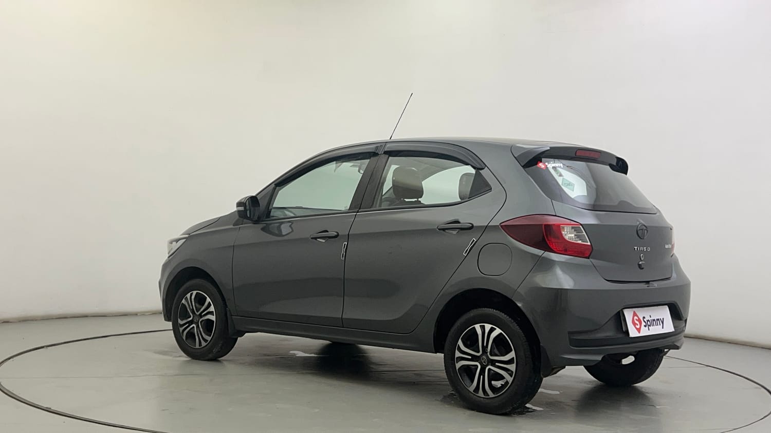 Used 2022 Tata Tiago XT CNG Cng Manual exterior BACK VIEW