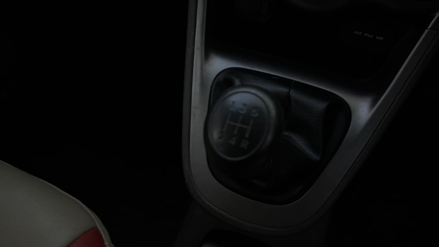 Used 2012 Hyundai i10 Sportz 1.2 Kappa2 Petrol Manual interior GEAR  KNOB VIEW