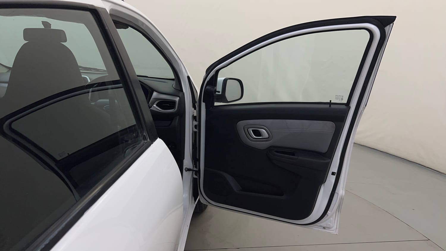 Used 2020 Datsun Redi-GO T(O) 1.0 AMT Petrol Automatic interior RIGHT FRONT DOOR OPEN VIEW
