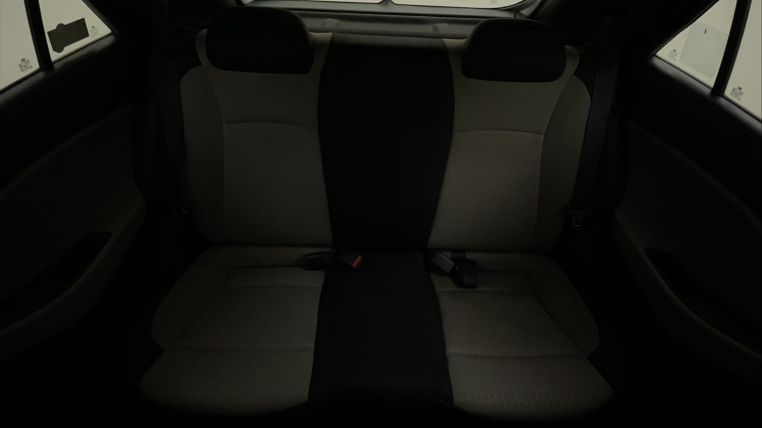 Used 2015 Hyundai Elite i20 Sportz 1.2 (O) Petrol Manual interior REAR SEAT CONDITION VIEW
