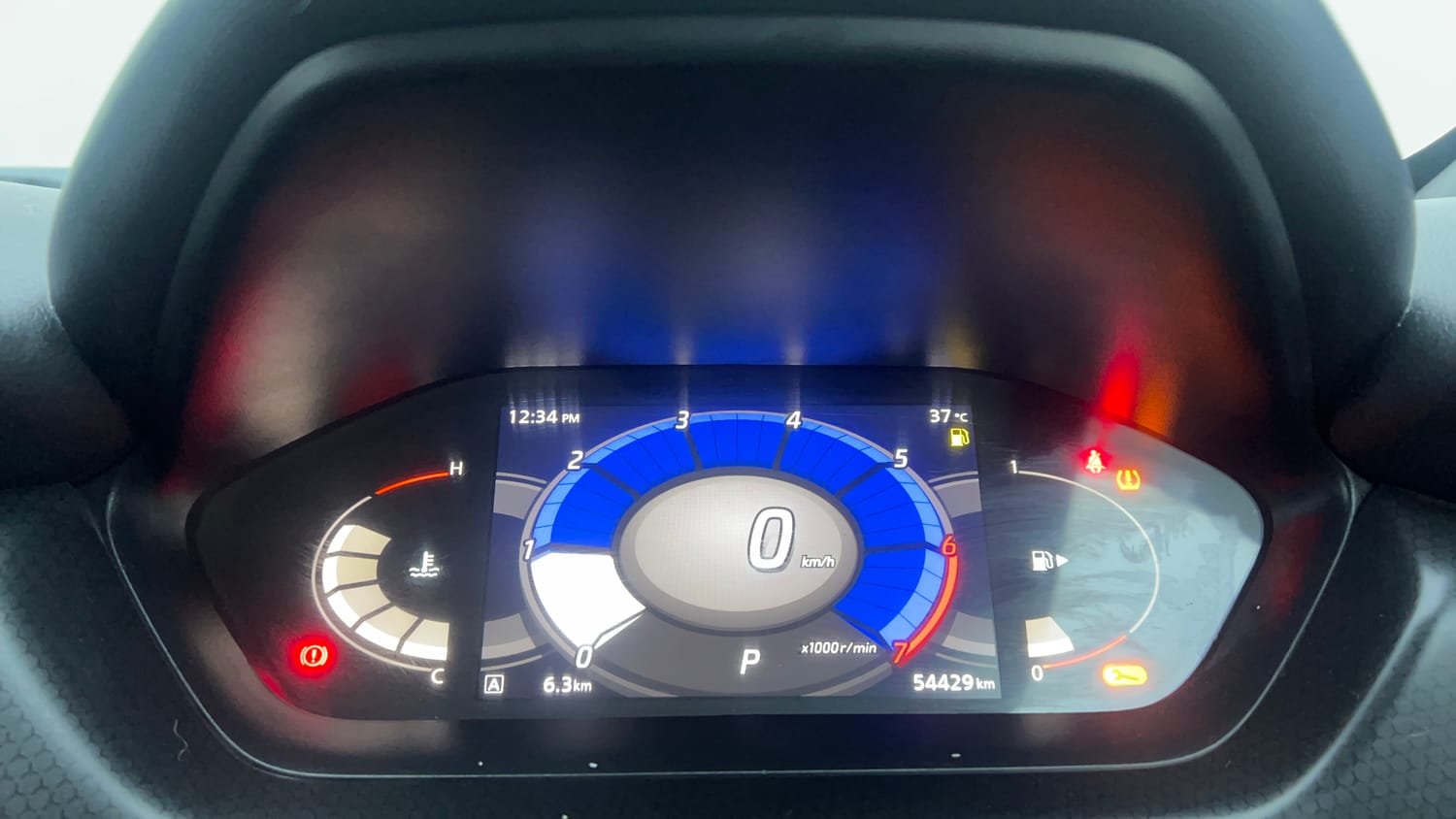 Used 2021 Nissan Magnite XV Premium Turbo CVT Petrol Automatic interior CLUSTERMETER VIEW