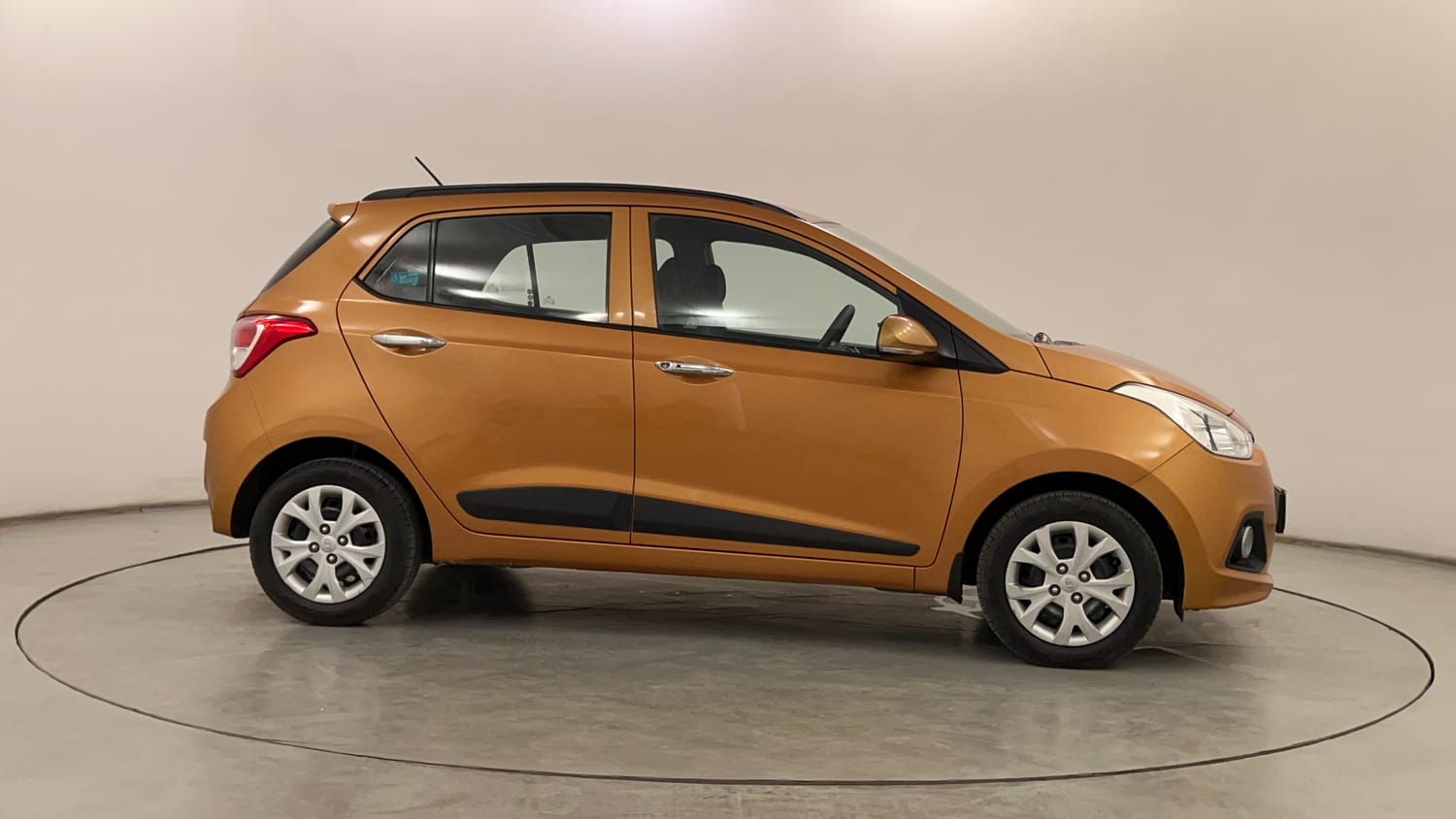 Used 2014 Hyundai Grand i10 Sportz 1.2 Kappa VTVT Petrol Manual exterior RIGHT SIDE VIEW
