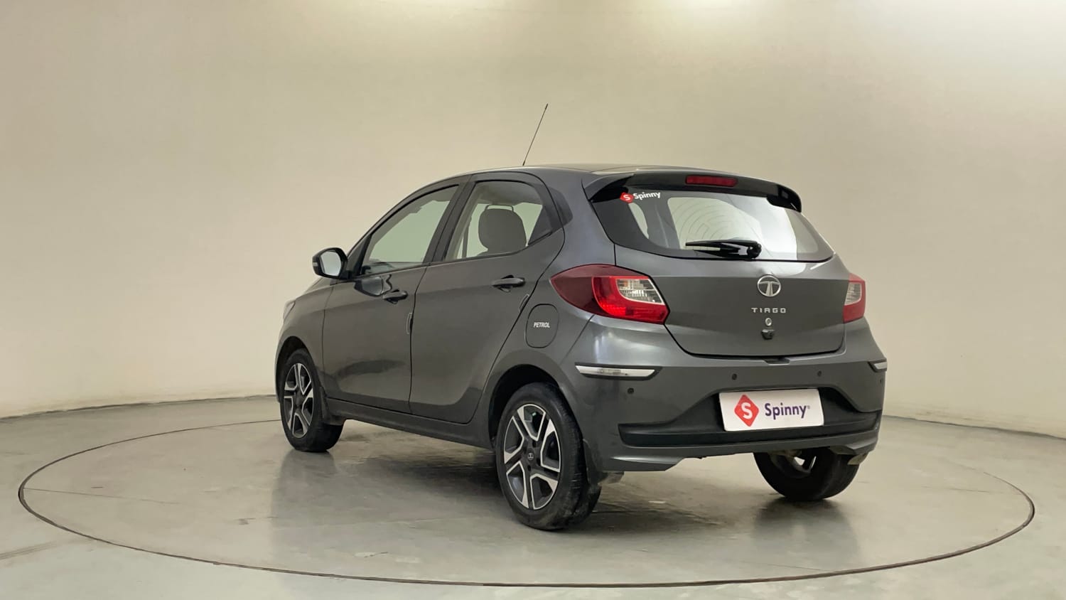 Used 2021 Tata Tiago XZ Plus Petrol Manual exterior LEFT REAR CORNER VIEW
