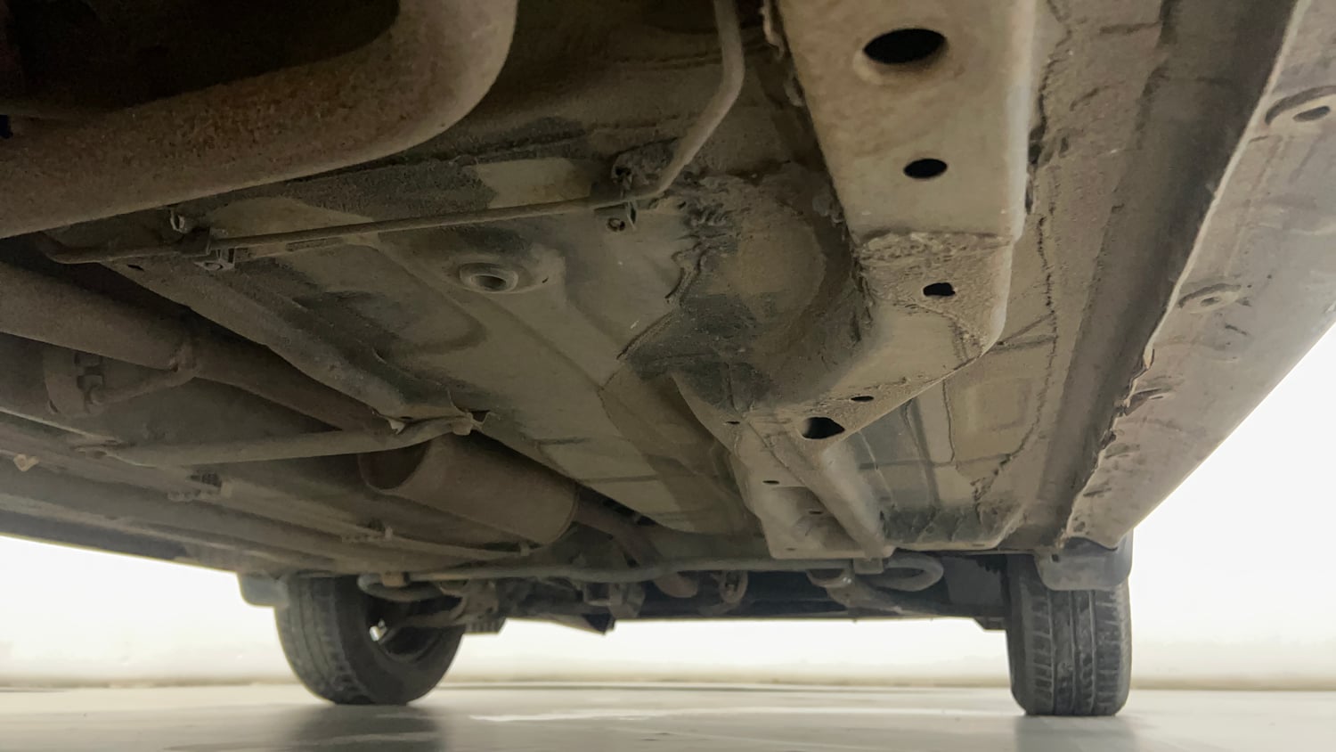 Used 2022 Tata Tiago XT CNG Cng Manual extra REAR RIGHT UNDERBODY VIEW