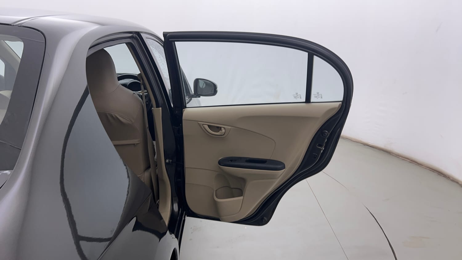 Used 2015 Honda Amaze 1.2 S i-VTEC Petrol Manual interior RIGHT REAR DOOR OPEN VIEW