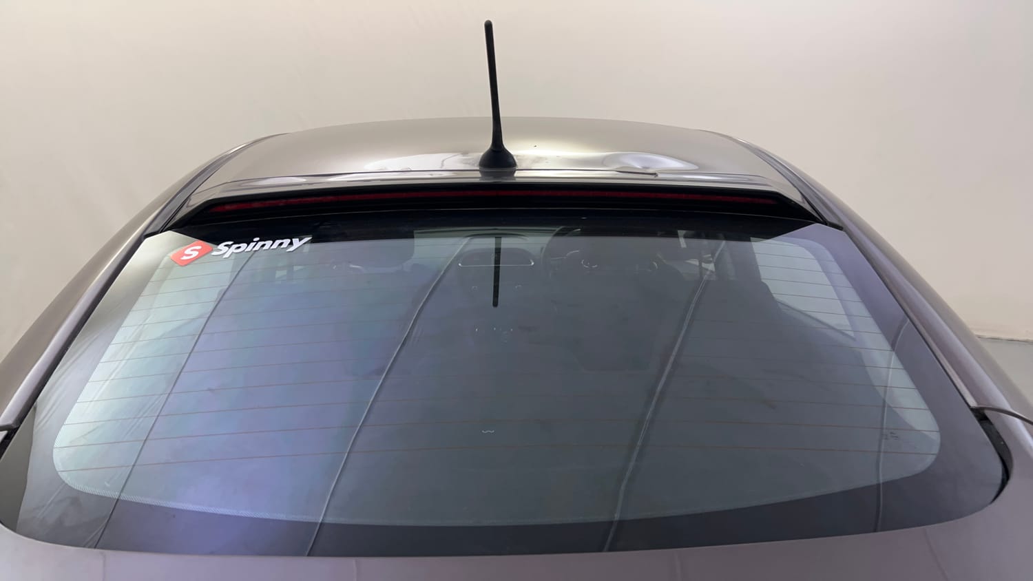 Used 2018 Tata Tigor Revotron XZA Petrol Automatic top_features Rear defogger
