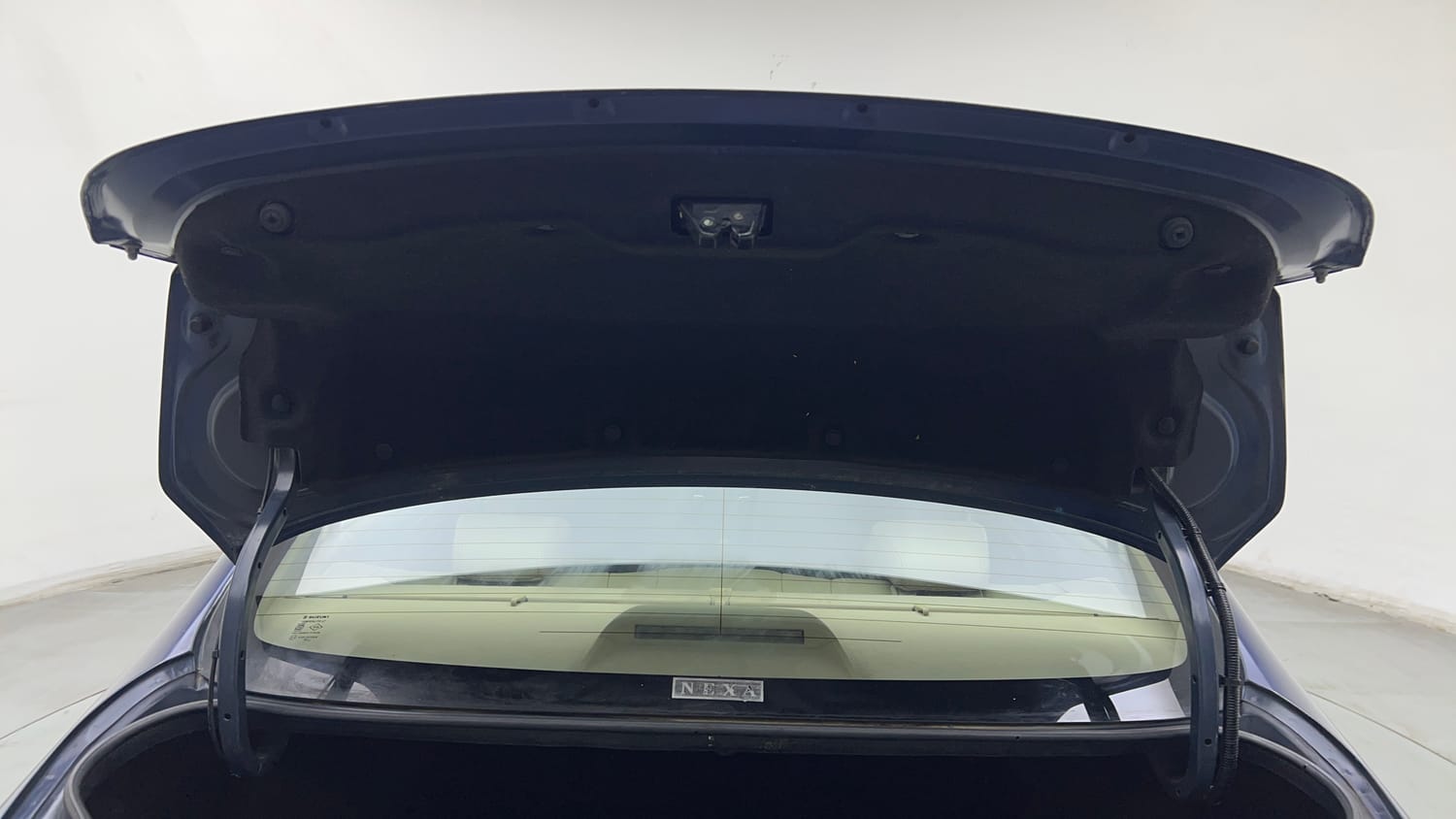 Used 2019 Maruti Suzuki Ciaz Alpha Hybrid 1.5 Petrol Manual interior DICKY DOOR OPEN VIEW