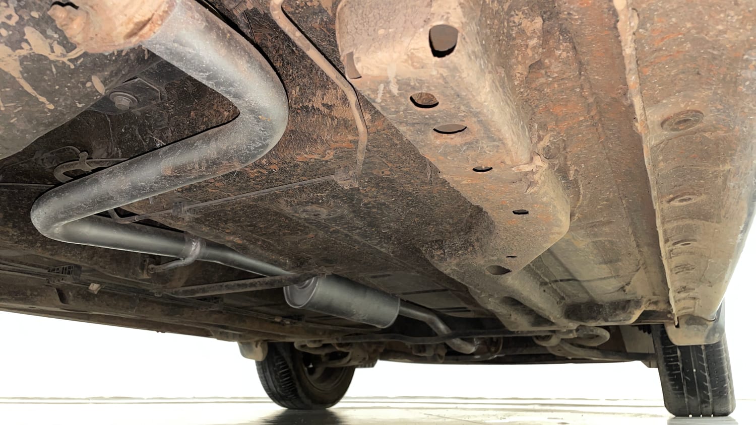 Used 2021 Tata Tiago XZ Plus Petrol Manual extra REAR RIGHT UNDERBODY VIEW