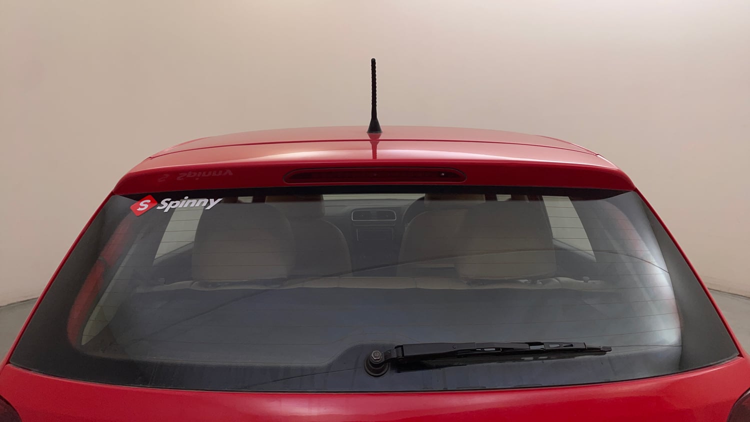 Used 2014 Volkswagen Polo Highline1.2L (P) Petrol Manual top_features Rear defogger
