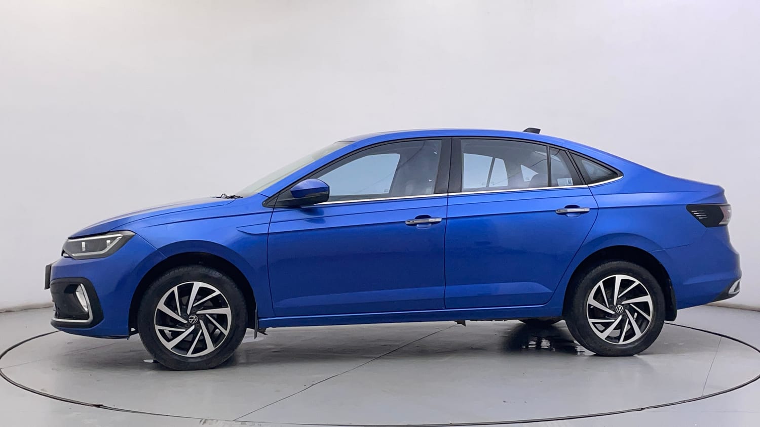 Used 2023 Volkswagen Virtus Topline 1.0 TSI MT Petrol Manual exterior LEFT SIDE VIEW