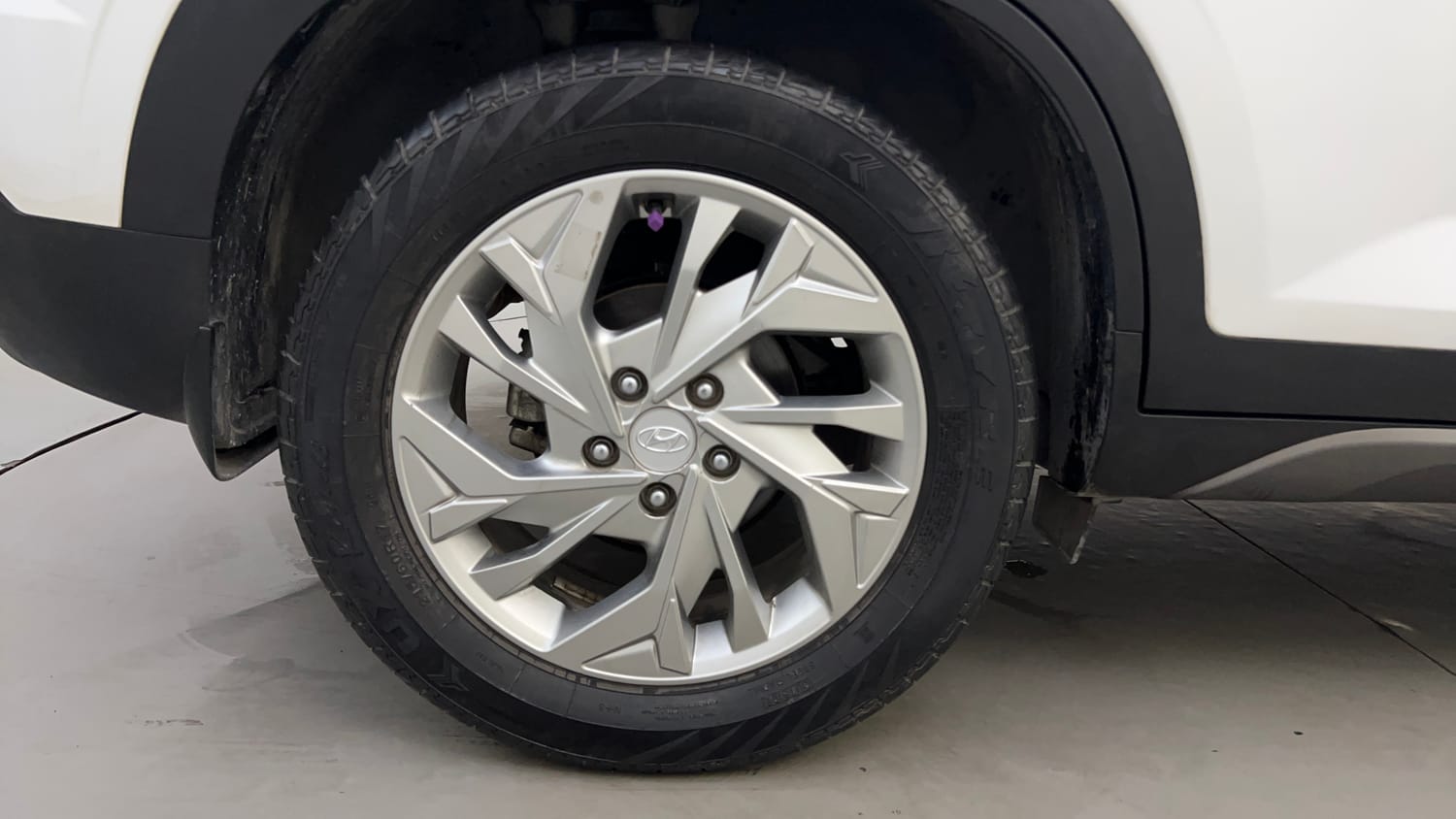 Used 2020 Hyundai Creta SX 1.5 Petrol Petrol Manual tyres RIGHT REAR TYRE RIM VIEW