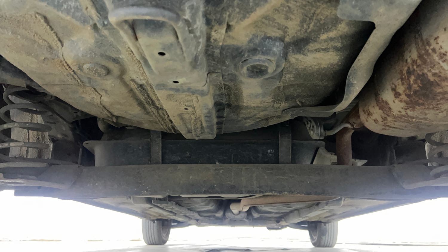 Used 2014 Hyundai Grand i10 Asta AT 1.2 Kappa VTVT Petrol Automatic extra REAR UNDERBODY VIEW (TAKEN FROM REAR)