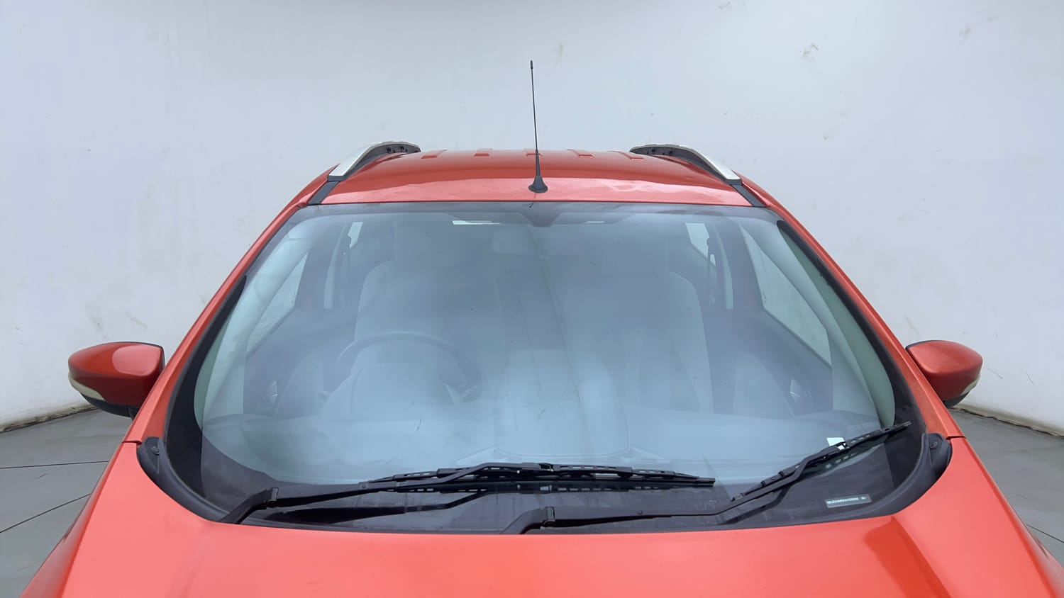 Used 2017 Ford EcoSport Titanium 1.5L TDCi Diesel Manual exterior FRONT WINDSHIELD VIEW