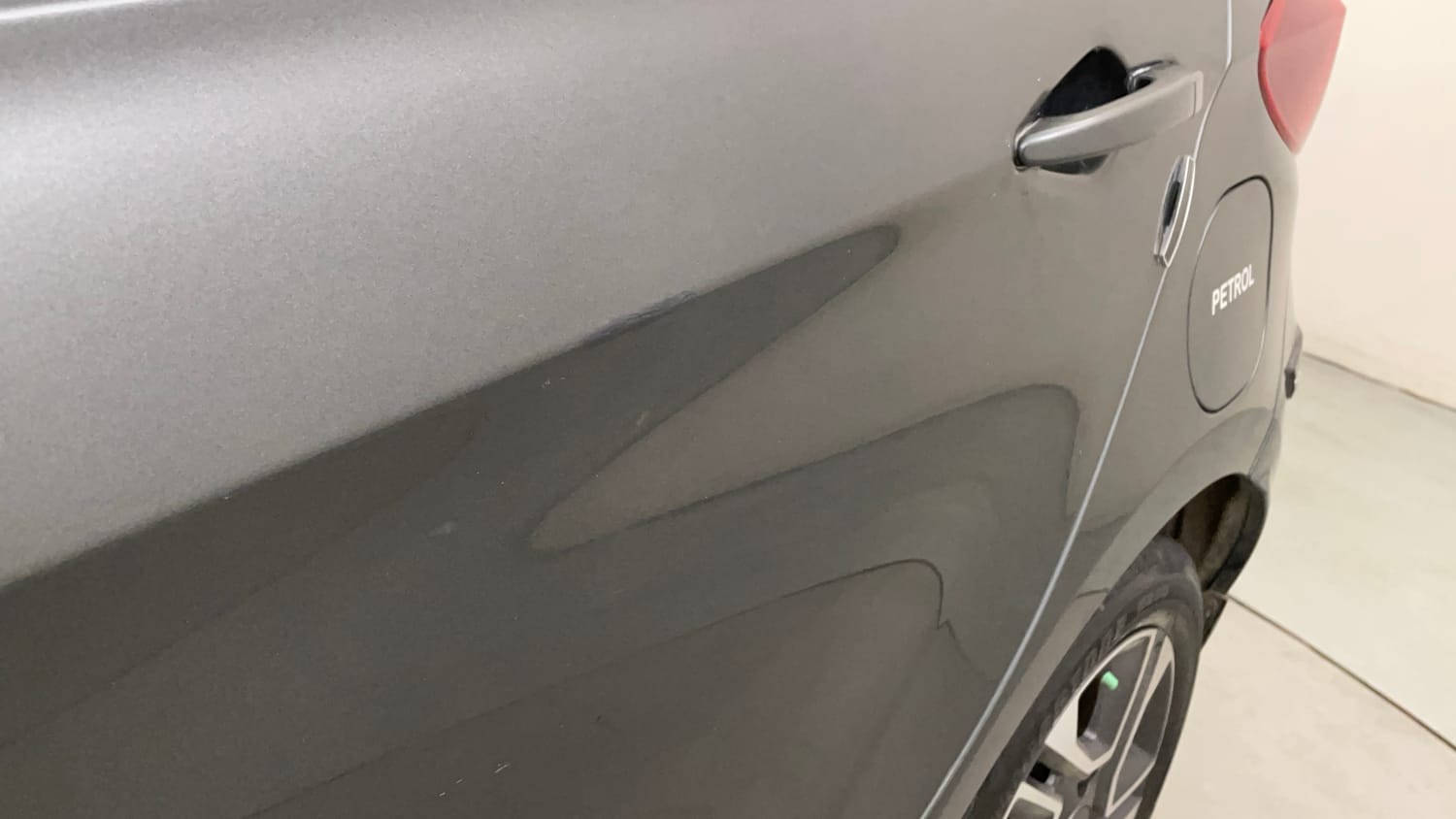 Used 2021 Tata Tiago XZ Plus Petrol Manual dents MINOR DENT