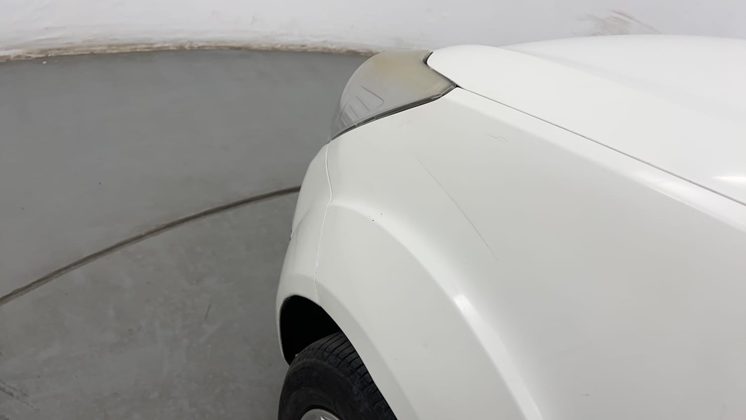 Used 2013 Ford Figo Duratec Petrol Titanium 1.2 Petrol Manual dents MINOR SCRATCH