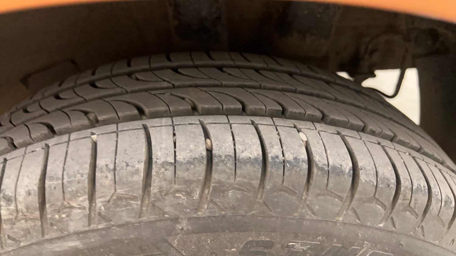 Used 2014 Hyundai Grand i10 Sportz 1.2 Kappa VTVT Petrol Manual tyres LEFT REAR TYRE TREAD VIEW