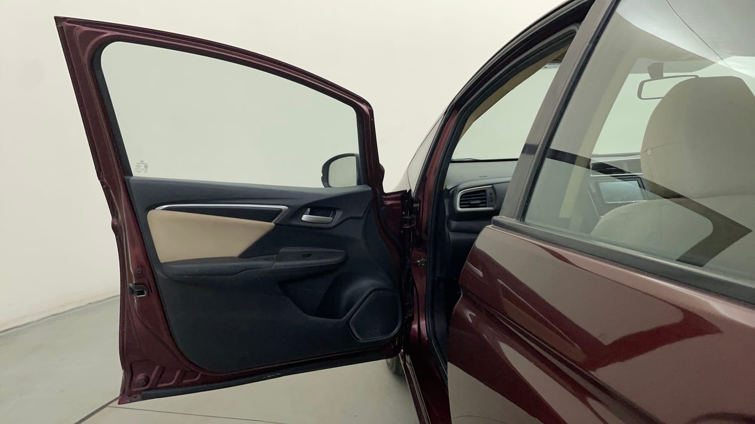 Used 2017 Honda Jazz V AT Petrol Petrol Automatic interior LEFT FRONT DOOR OPEN VIEW
