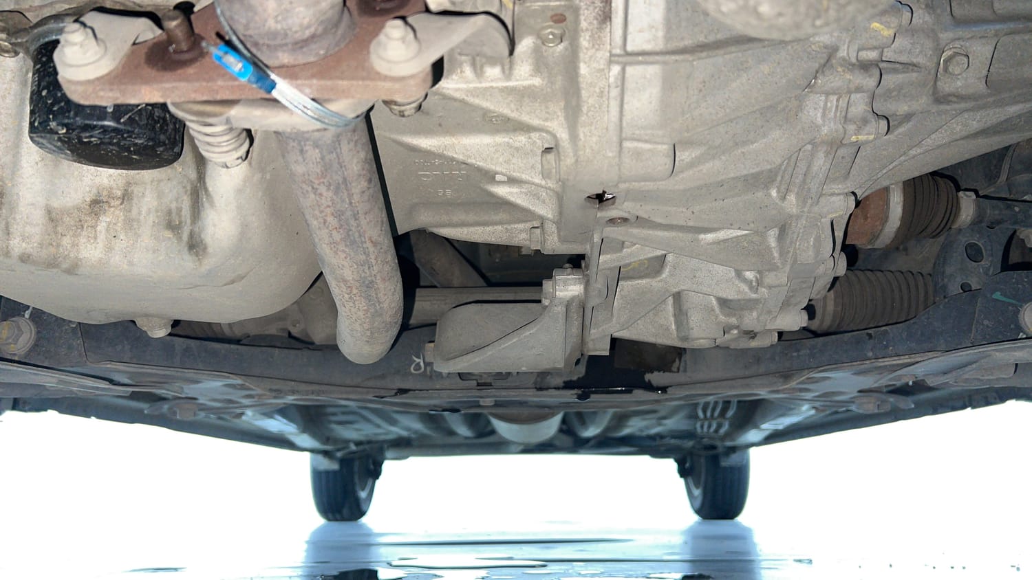 Used 2023 Maruti Suzuki Wagon R ZXI Plus 1.2 AGS Petrol Automatic extra FRONT LEFT UNDERBODY VIEW