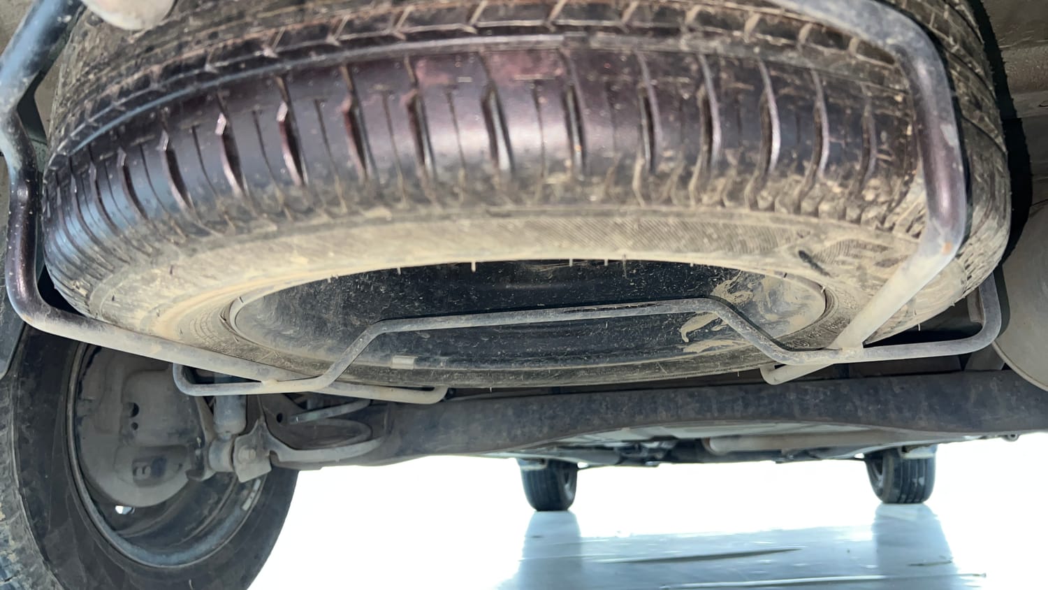 Used 2022 Maruti Suzuki New Ertiga VXi Petrol Manual tyres SPARE TYRE VIEW