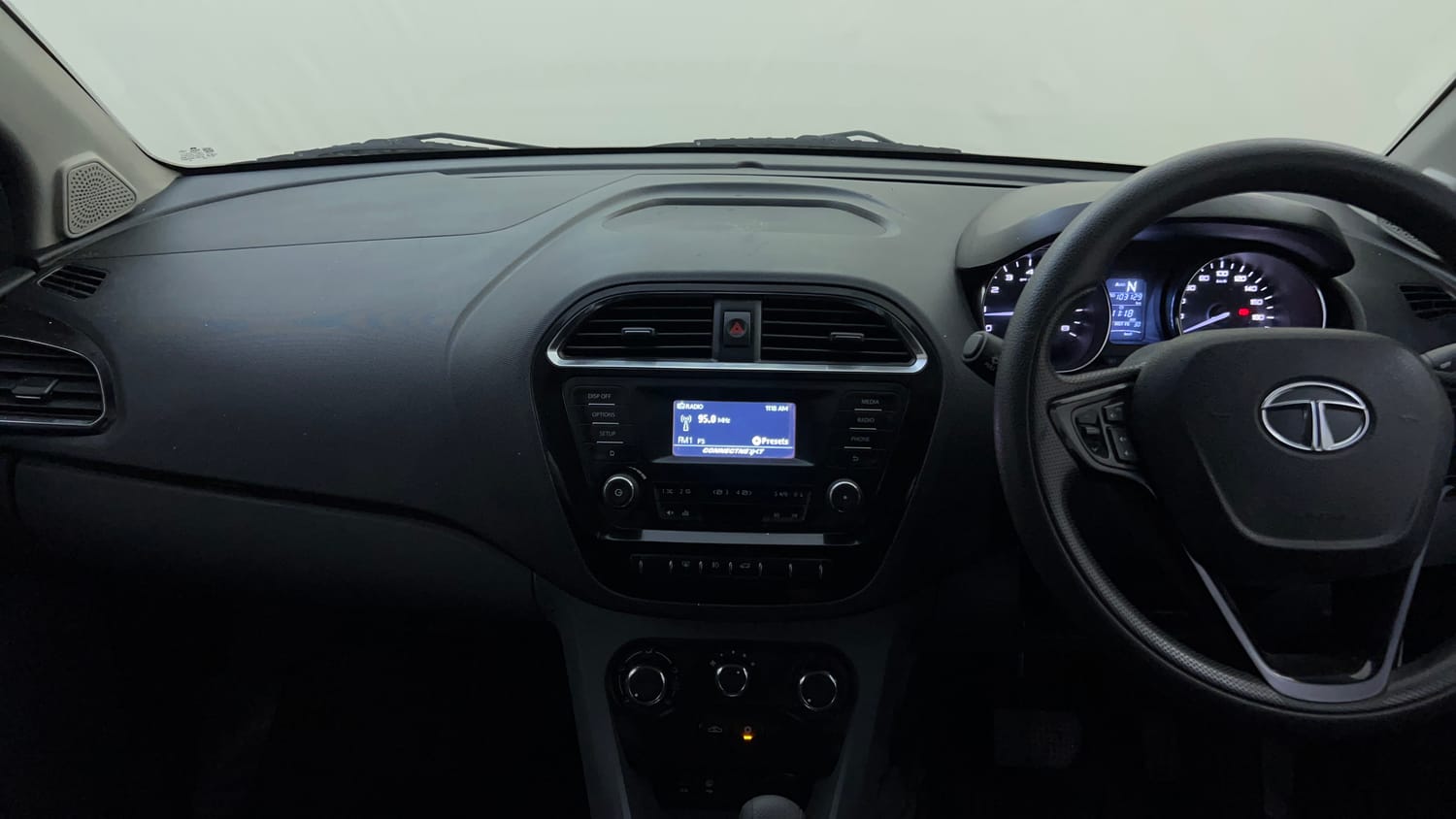 Used 2018 Tata Tigor Revotron XZA Petrol Automatic interior MUSIC SYSTEM & AC CONTROL VIEW