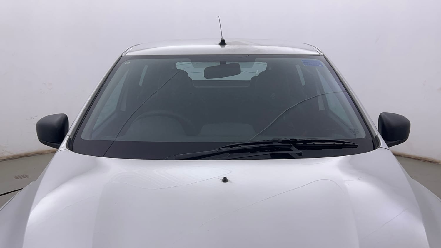 Used 2020 Renault Kwid RXL Petrol Manual exterior FRONT WINDSHIELD VIEW